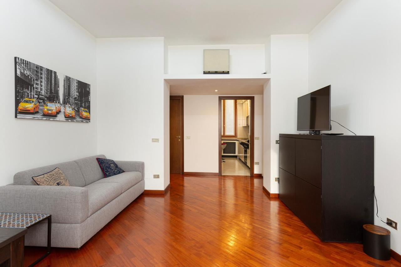 Flat In Citylife Near Metro! Apartamento Milán